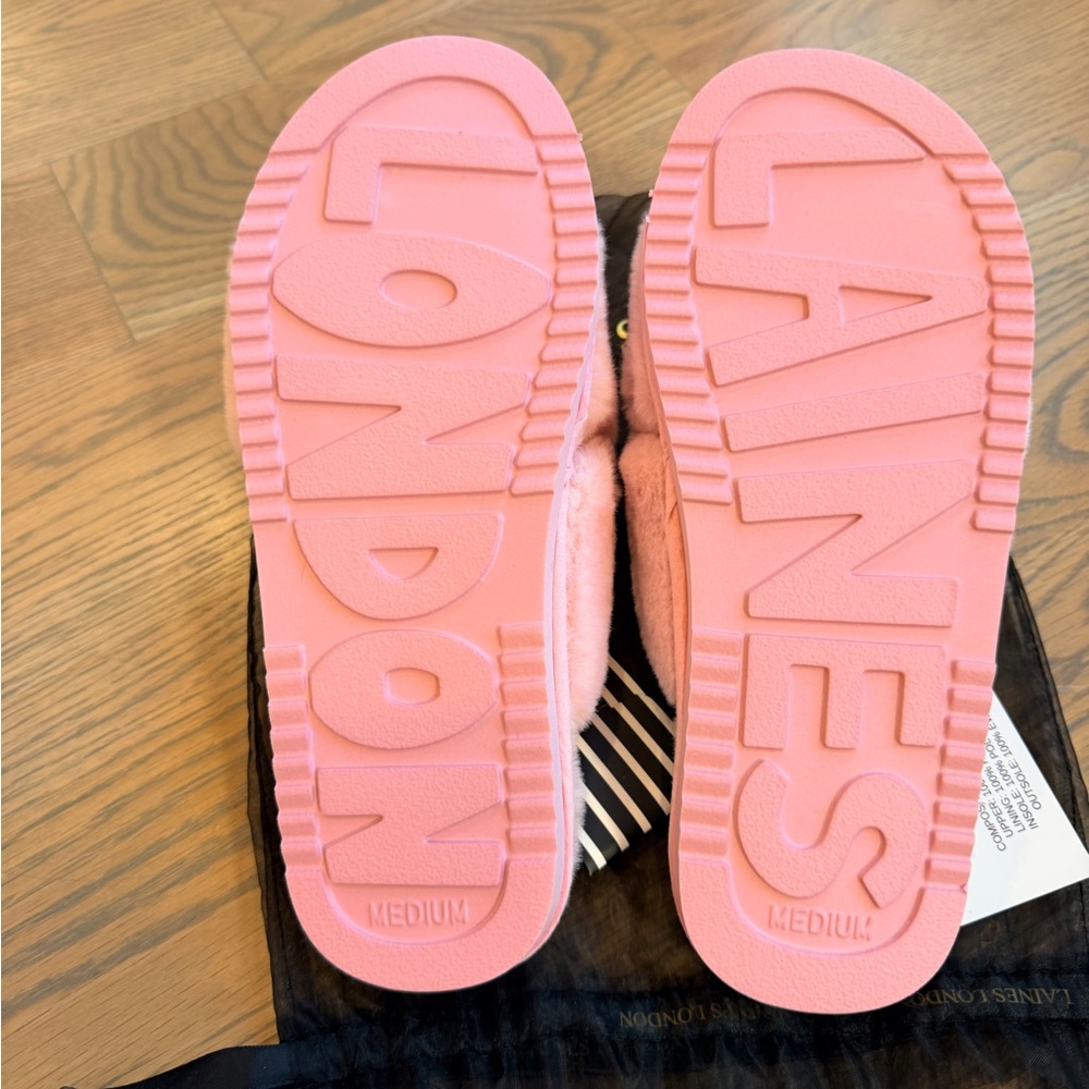 Wolf & Badger Laines London Pink Fuzzy Sighthound Dog Mom Slippers - Medium 7-8 - Picture 2 of 8